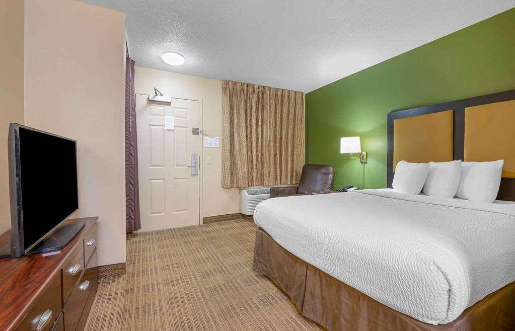 Hawthorn Extended Stay By Wyndham Irving Dfw North Room photo